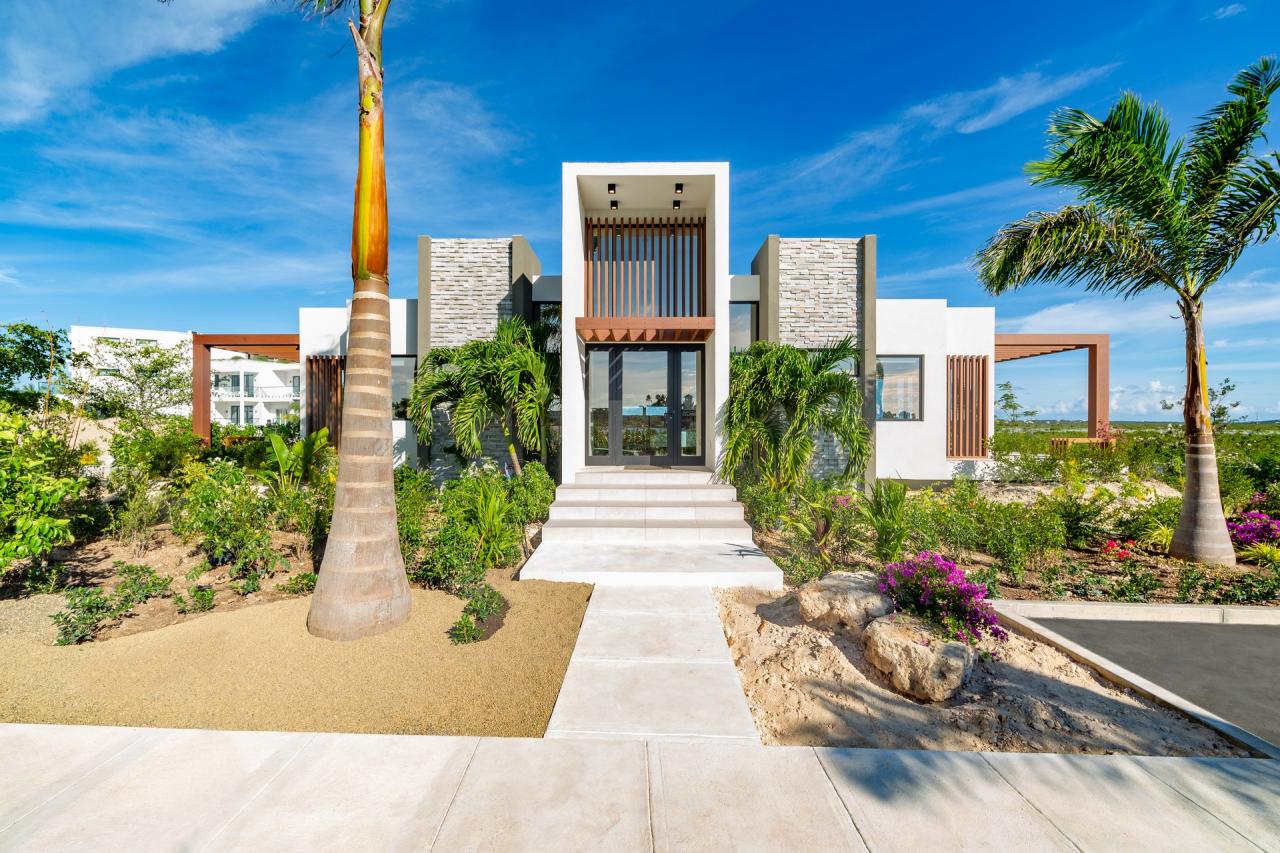 Solara: A Private Turks and Caicos Beachfront Escape