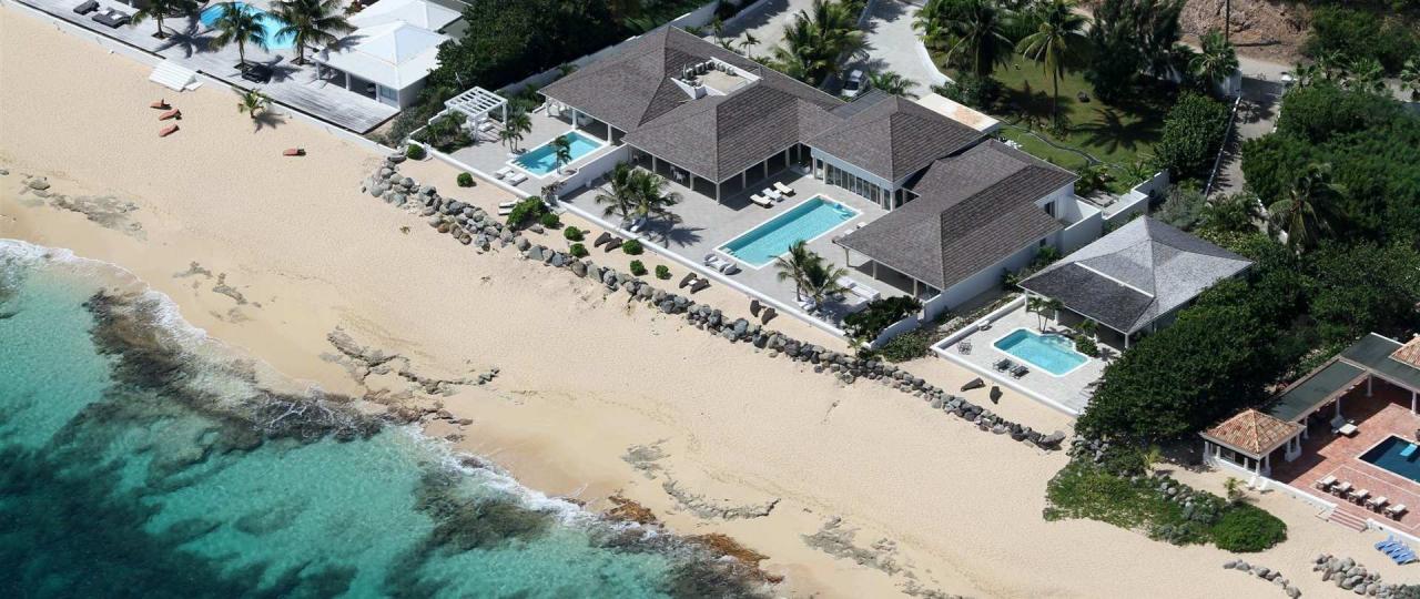 La Perla Estate