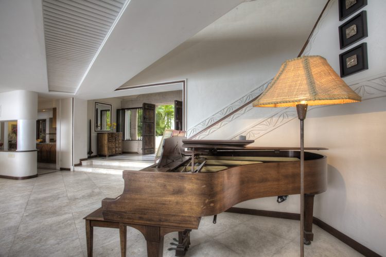 La Mansion photo 60