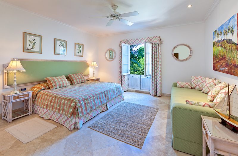 Schooner Bay 201- Flamboyant photo 4