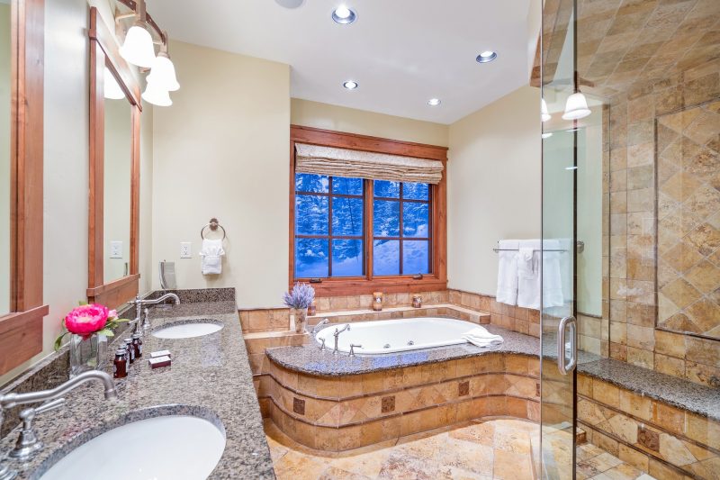 Autumn Ridge photo 46