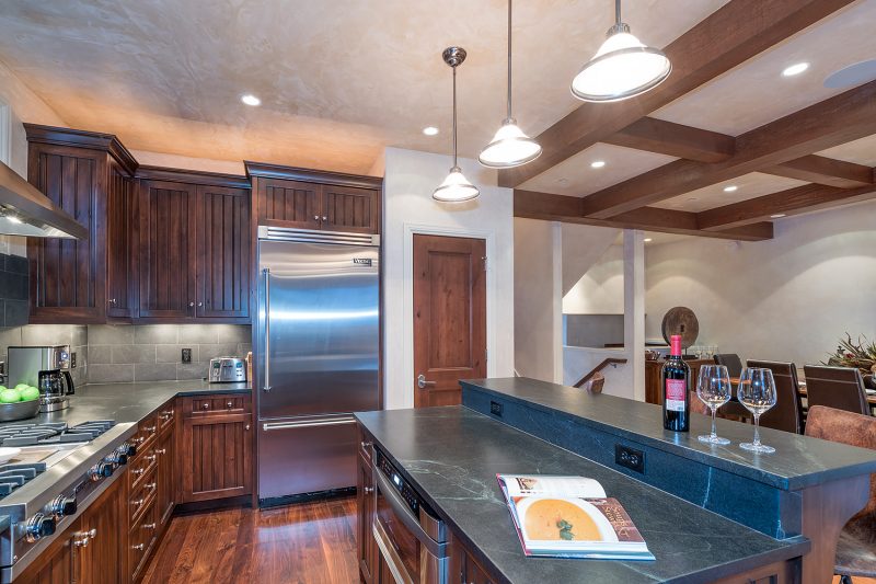 Haven on South Oak photo 7