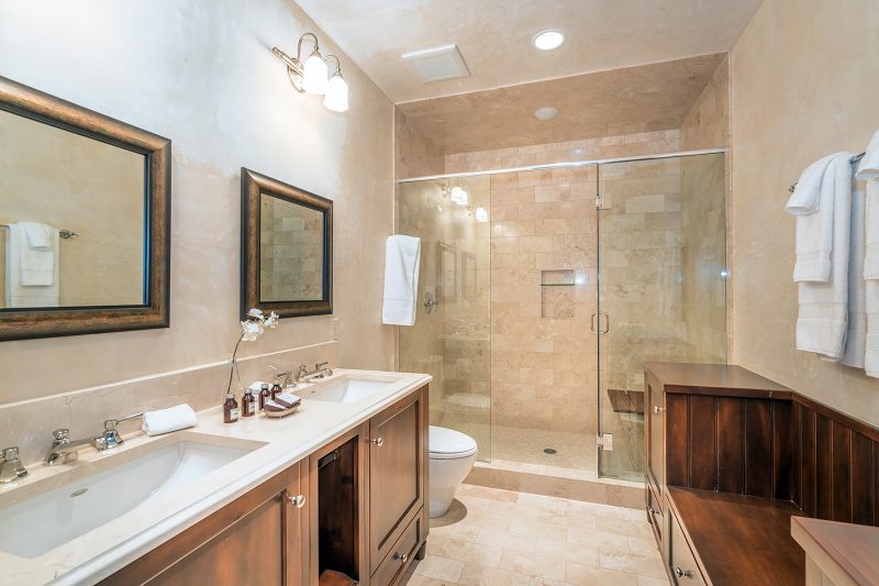 Haven on South Oak photo 17