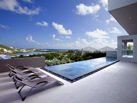 Emvie in Orient Bay, St. Martin