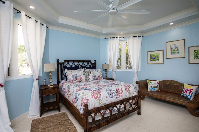 Three Cays Villa photo 21