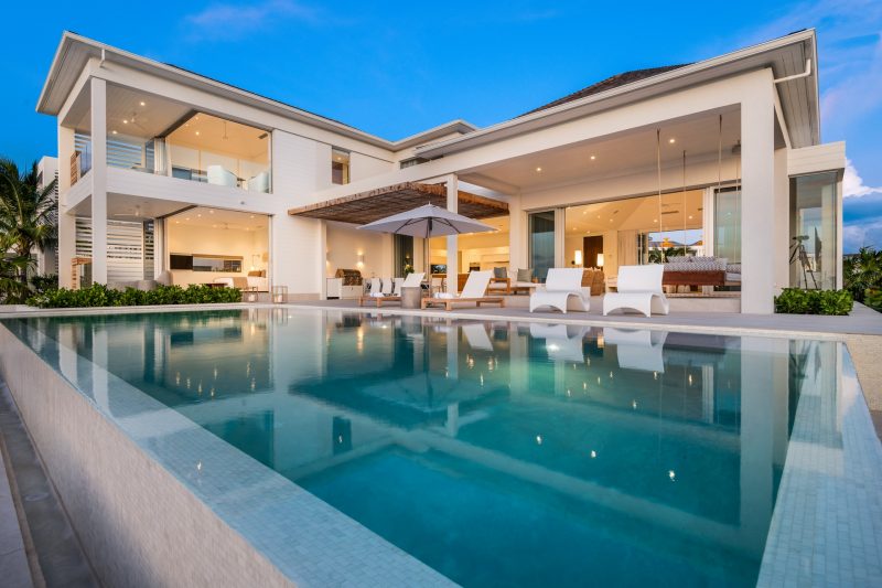 Beach Enclave Grace Bay (5 Bed Beachfront) photo 7