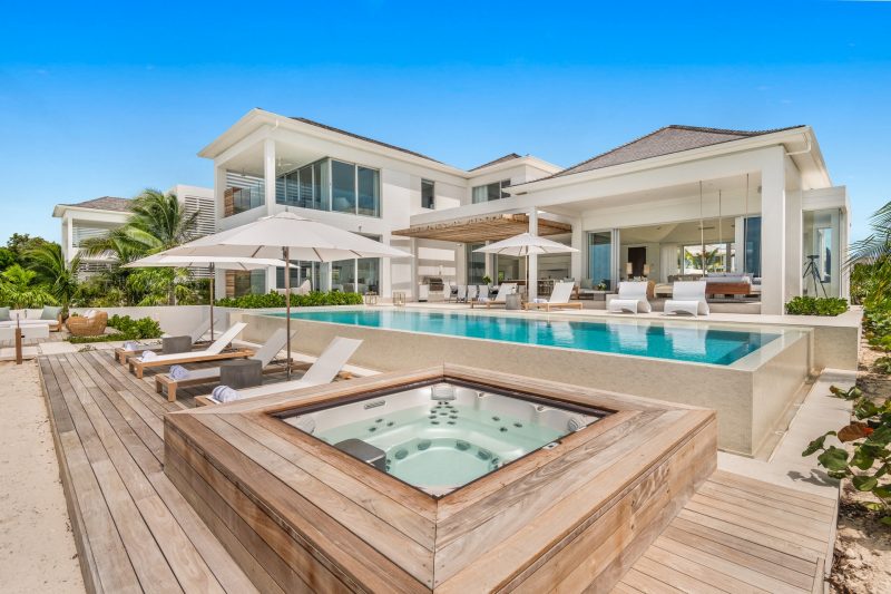 Beach Enclave Grace Bay (5 Bed Beachfront) photo 10
