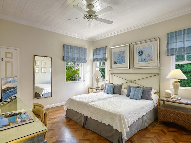 New Mansion photo 20