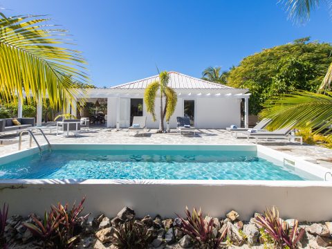 Villa Beach Cottage in Terres Basses, St. Martin